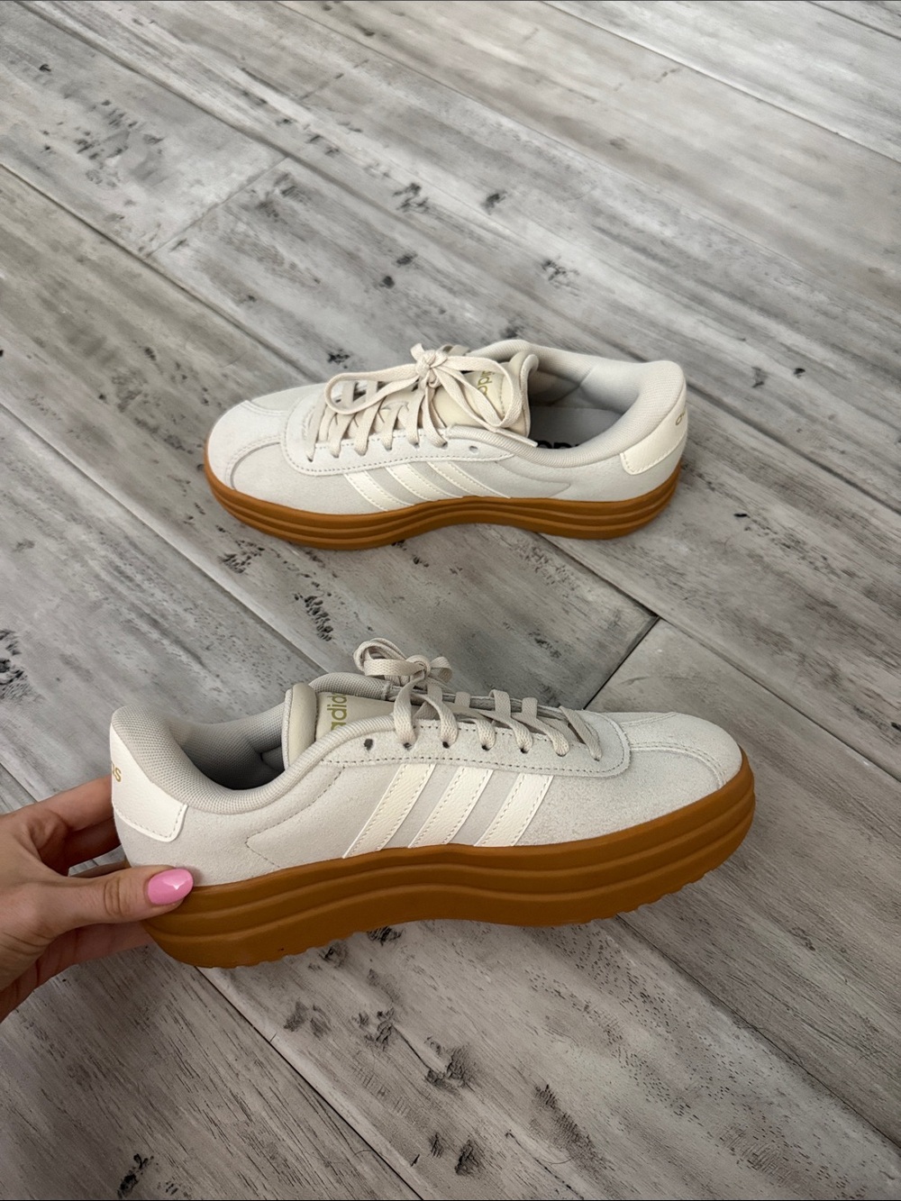 Brand New adidas bold court platform sneakers size 6